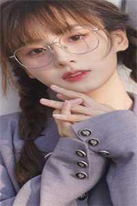 九女帝齐背叛重生后追悔莫及短剧